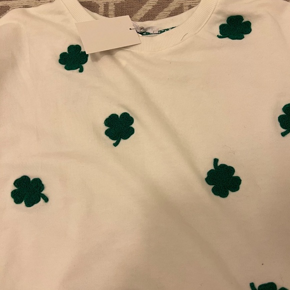 Shamrock sweatshirt - Picture 3 of 5